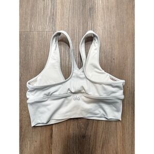 ALO Yoga Wild Thing Sports Bra Size M Gray Woman's Pullover Razorback Padded